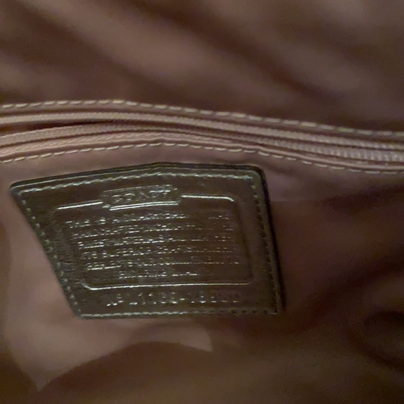 Silver Coach - Picture 10 of 11